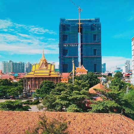 7 Days Premium Hotel Phnom Penh Exterior foto